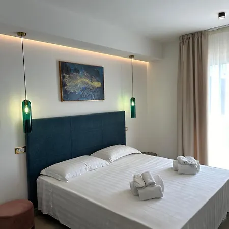 Amani Chic אולביה