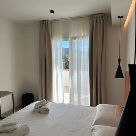 בית הארחה Amani Chic 4*