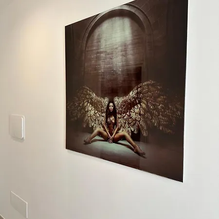 Amani Chic אולביה