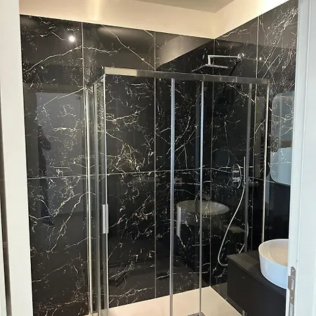 Amani Chic בית הארחה 4*